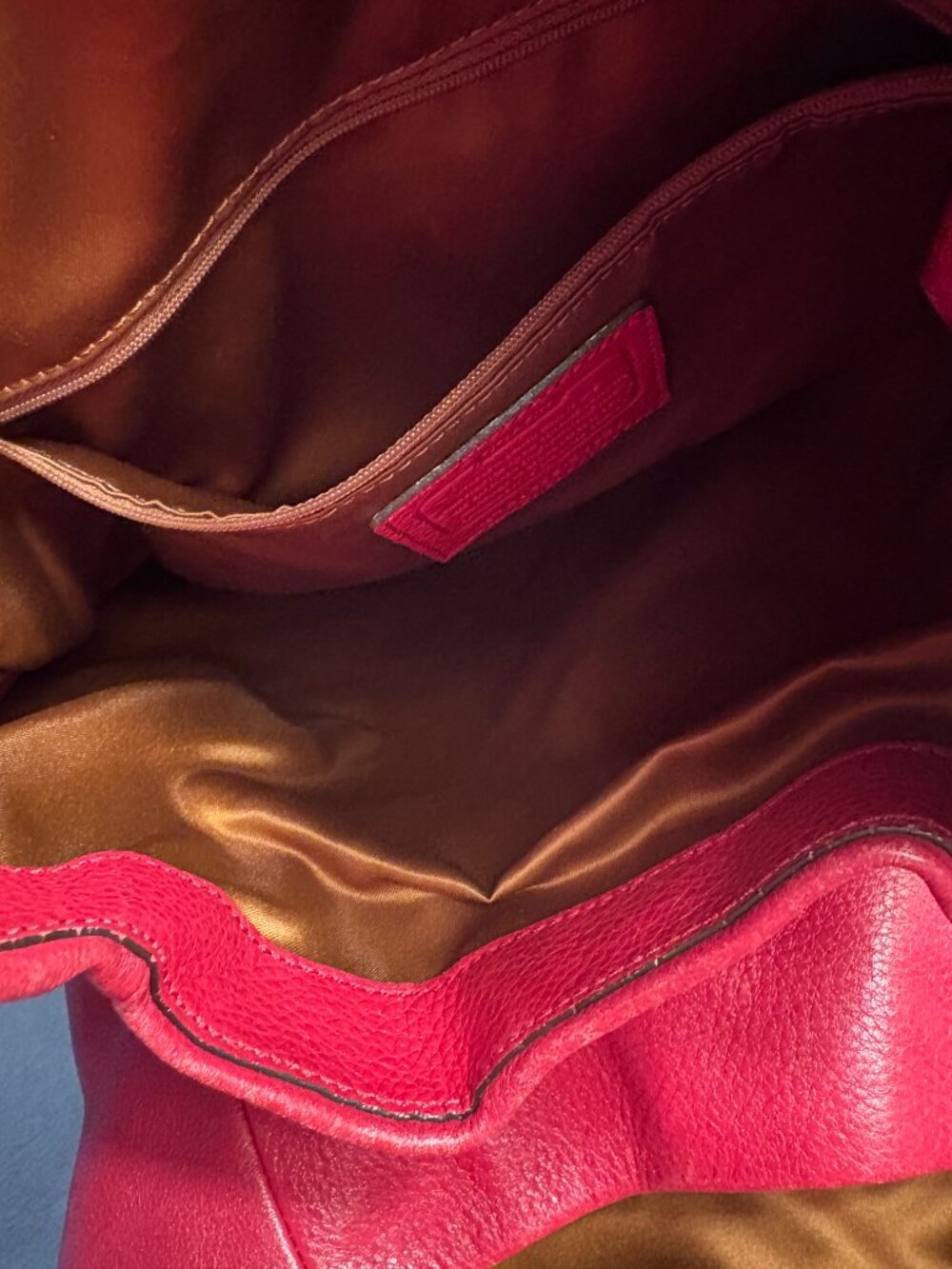 Pristine Coach Cherry Red Leather Shoulder Bag - Picture 3 of 10